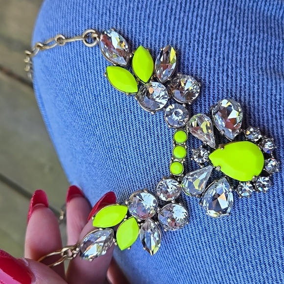 J Crew Gold (Brass Tone ?) and Neon Green Statement Crystal Necklace - Picture 10 of 13